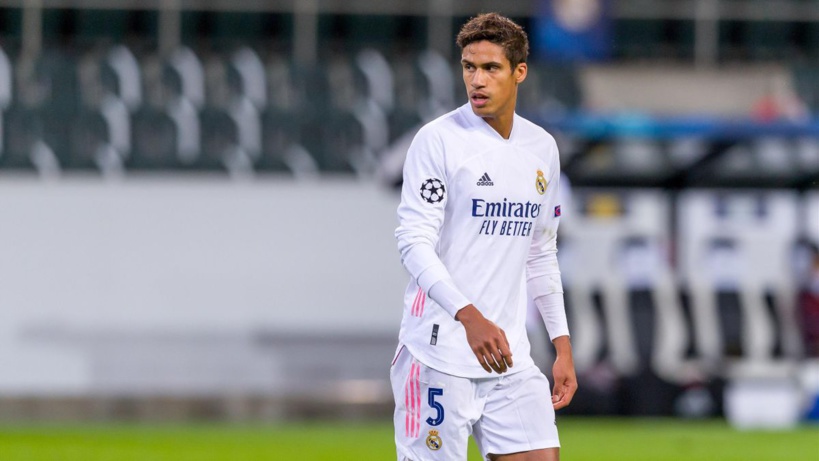 Real Madrid : Raphaël Varane positif à la covid-19 et forfait contre Liverpool Real Madrid : Raphaël Varane positif à la covid-19 et forfait contre Liverpool