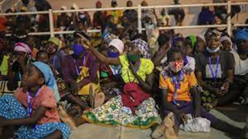 Mozambique : de nouvelles attaques et des réfugiés qui affluent de Palma par milliers