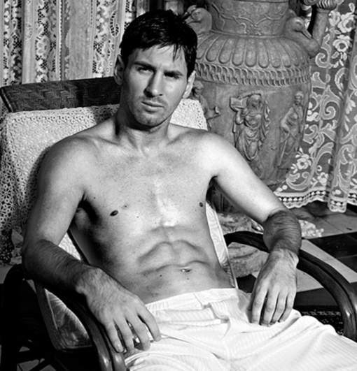 Messi pose pour Dolce & Gabbana: sexy ou ridicule?