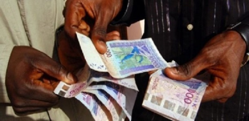 Au Sénégal, 9 travailleurs sur 10 sont payés en espèces et exclus de toute assurance maladie (rapport)