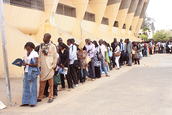 Banlieue de Dakar: des jeunes de la mouvance présidentielle réclament des emplois à leurs leaders