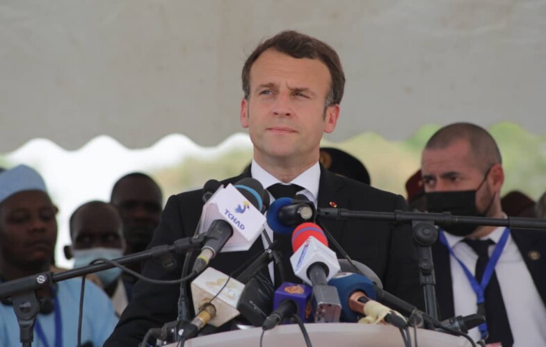 « La France ne laissera jamais personne menacer la stabilité et l’intégrité du Tchad », déclare Emmanuel Macron