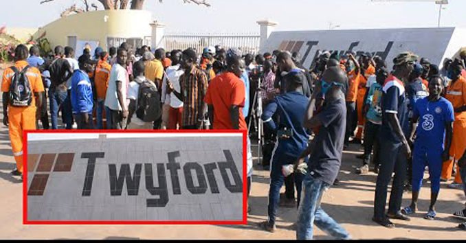 18 délégués syndicaux de Twyford licenciés: les travailleurs déclenchent une grève et accusent Macky