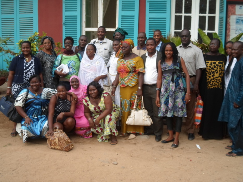 Pour stabiliser et sécuriser l’Afrique de l’Ouest, des formateurs  maliens, ivoiriens et guinéens en instruction à Dakar