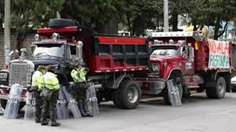 Colombie: malgré la violente répression et le retrait de la réforme, le mouvement social continue