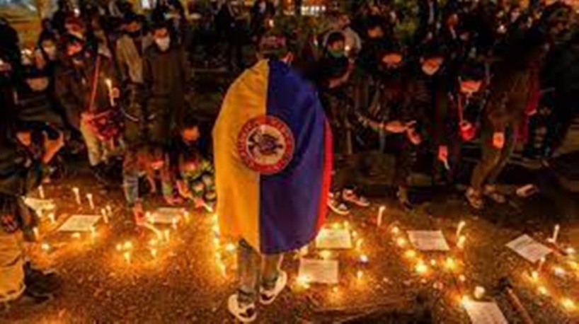 En Colombie, le gouvernement dit vouloir "écouter tous les secteurs" de la société