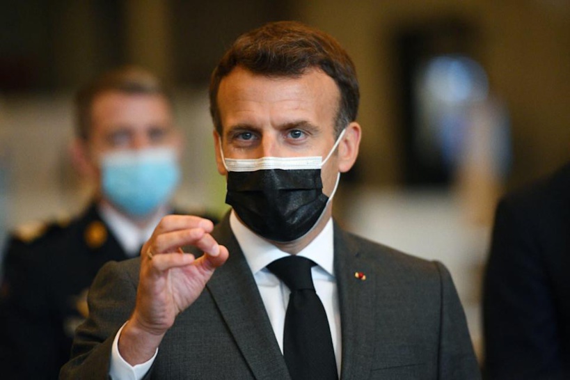 Vaccins: Emmanuel Macron appelle «les Anglo-saxon» à arrêter de «bloquer» les exportations