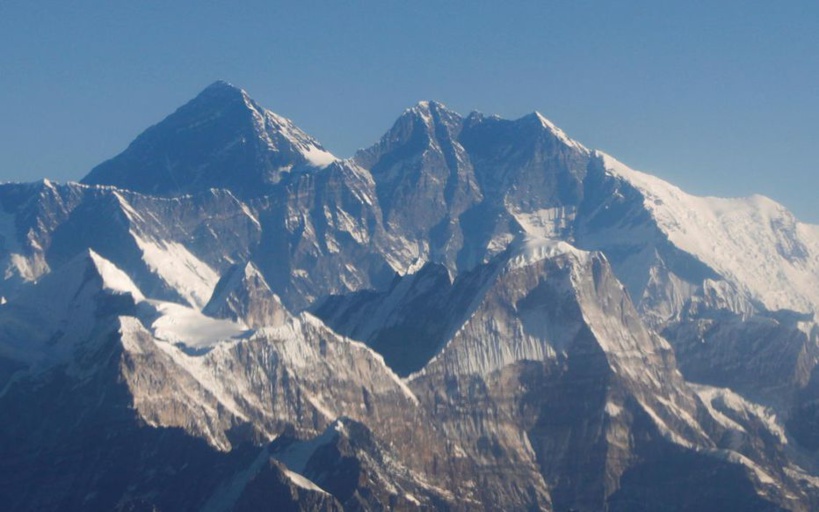 Inquiète du Covid-19, la Chine va marquer sa frontière au sommet de l'Everest Inquiète du Covid-19, la Chine va marquer sa frontière au sommet de l'Everest