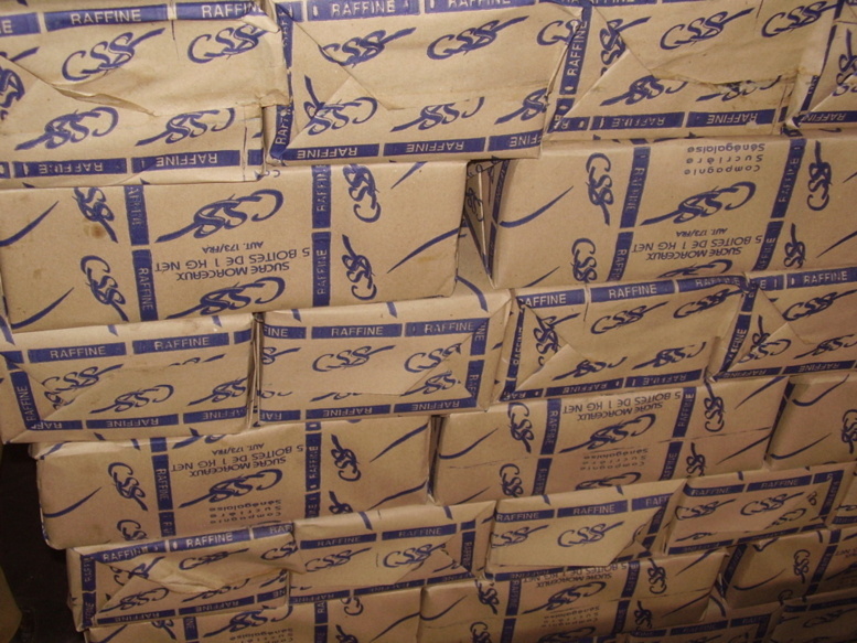 Crise du sucre : consommateurs et commerçants se regardent en chiens de faïence