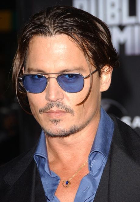 Johnny Depp est pratiquement aveugle !