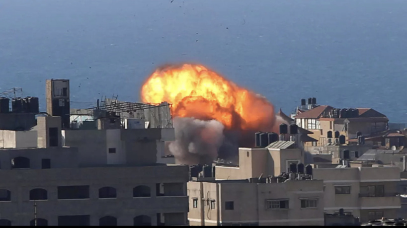 L'armée israélienne frappe le domicile du chef du Hamas à Gaza L'armée israélienne frappe le domicile du chef du Hamas à Gaza