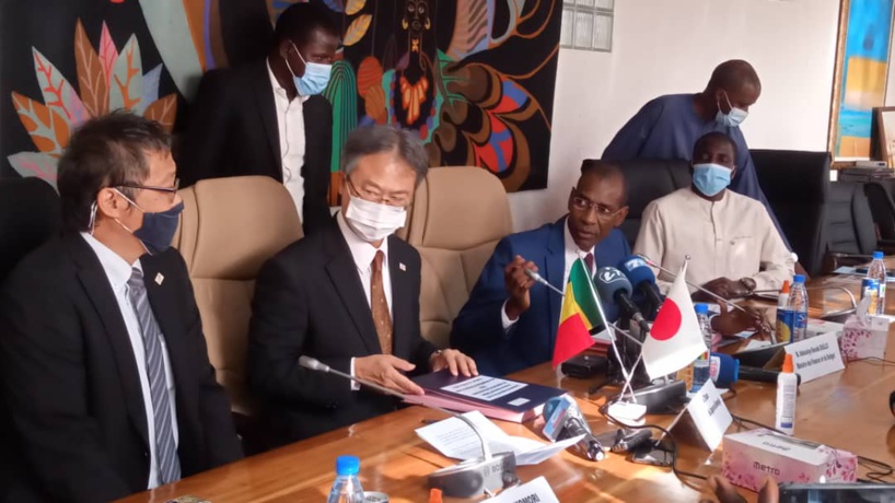 Allègement de la dette : le Japon accorde un moratoire de paiement de plus de 93 millions FCFA au Sénégal Allègement de la dette : le Japon accorde un moratoire de paiement de plus de 93 millions FCFA au Sénégal