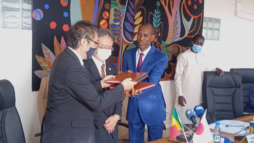 Allègement de la dette : le Japon accorde un moratoire de paiement de plus de 93 millions FCFA au Sénégal Allègement de la dette : le Japon accorde un moratoire de paiement de plus de 93 millions FCFA au Sénégal