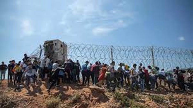 Maroc-Espagne: le bras de fer sur le Sahara occidental se joue à Ceuta Maroc-Espagne: le bras de fer sur le Sahara occidental se joue à Ceuta