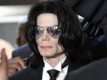 MICHAEL JACKSON A PAYÉ 35 MILLIONS DE DOLLARS POUR LE SILENCE DES ENFANT