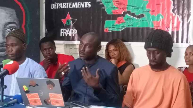 Mort "suspecte" d'un bébé à la Cigogne bleue : le père de l’enfant annonce une marche silencieuse samedi et parle de zones d’ombre dans l’enquête Mort "suspecte" d'un bébé à la Cigogne bleue : le père de l’enfant annonce une marche silencieuse samedi et parle de zones d’ombre dans l’enquête