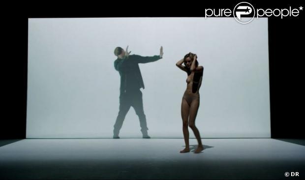 Justin Timberlake : Entouré de femmes dénudées pour ''Tunnel Vision''