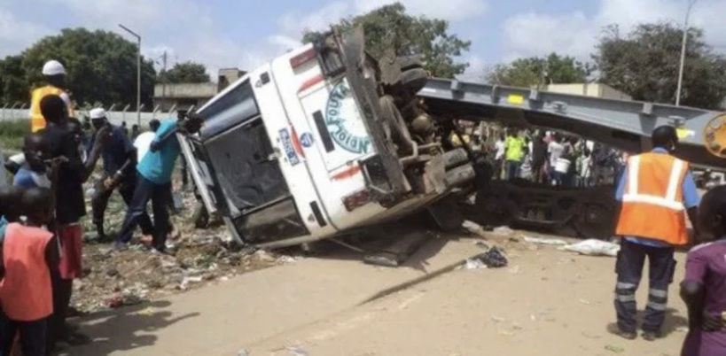 Un mort dans l’accident d’un bus à Kolda Un mort dans l’accident d’un bus à Kolda