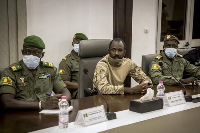 Mali: Assimi Goïta a reçu une délégation de l'Azawad en présence de Choguel Maïga