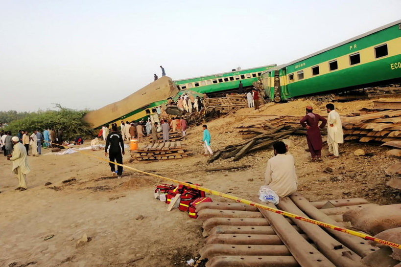 Pakistan: au moins 34 morts dans un accident de train