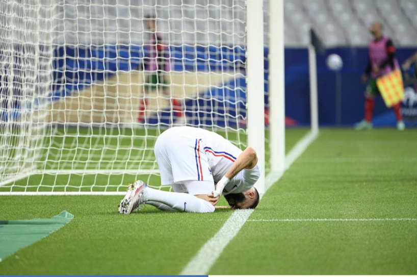 France-Bulgarie: Karim Benzema sort sur blessure