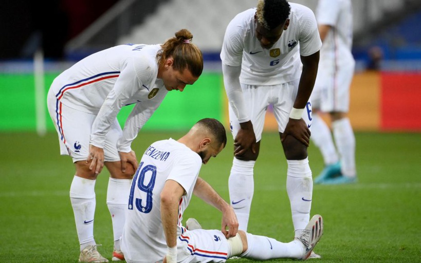 Équipe de France: Deux à trois jours d'arrêt pour Benzema Équipe de France: Deux à trois jours d'arrêt pour Benzema