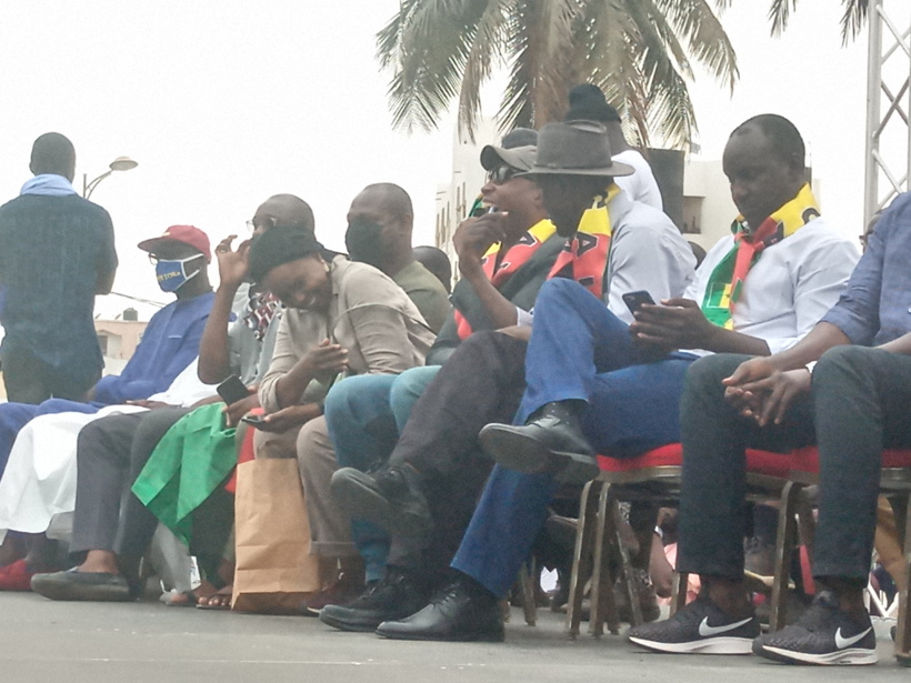 Rassemblement à la Place de la Nation: Ousmane Sonko, Barthélémy Dias, Guy Marius Sagna et plusieurs membres de la société civile exigent la libération des détenus