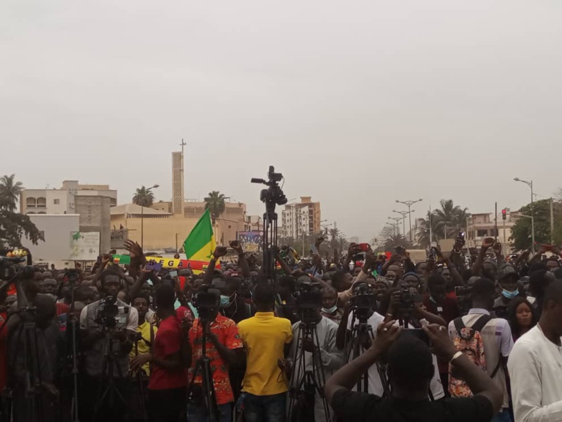 Rassemblement à la Place de la Nation: Ousmane Sonko, Barthélémy Dias, Guy Marius Sagna et plusieurs membres de la société civile exigent la libération des détenus Rassemblement à la Place de la Nation: Ousmane Sonko, Barthélémy Dias, Guy Marius Sagna et plusieurs membres de la société civile exigent la libération des détenus