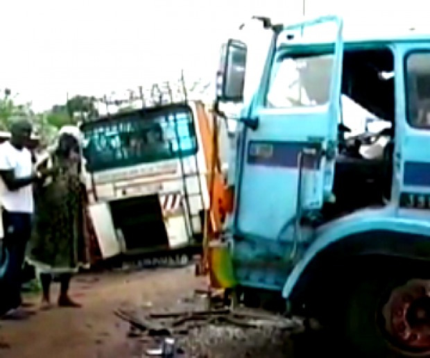 Diouroup : deux morts dans une collision de camions, trois blessés graves