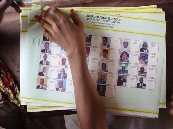Présidentielle au Mali: interrogations autour des nombreux bulletins nuls