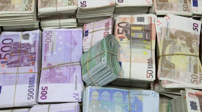 Keur Massar: une saisie record de 475 millions en faux billets de 100 euros, 11 millions en billets noirs et du mercure