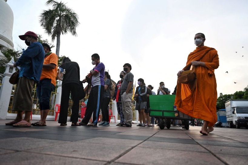 Covid-19: restrictions renforcées en Thaïlande, dont un couvre-feu à Bangkok