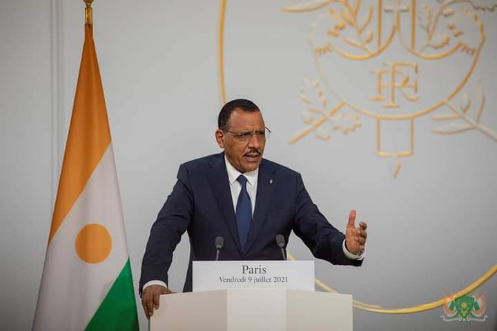 Mali: l'ambassadeur du Niger convoqué suite à des propos "inacceptables" du président Bazoum sur la transition 