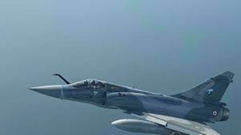 Un avion de chasse français s'écrase au Mali, les pilotes sains et saufs