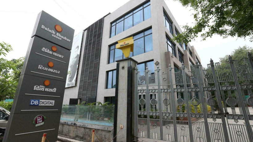 Inde: descente de police dans les rédactions du plus grand quotidien du pays Inde: descente de police dans les rédactions du plus grand quotidien du pays