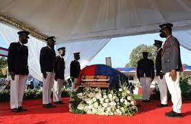 Lors de funérailles nationales, Haïti dit adieu à son président assassiné