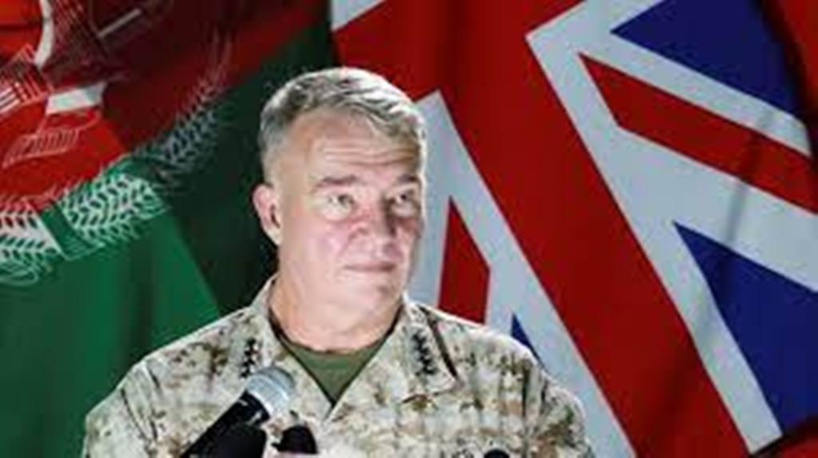 Les États-Unis menacent de continuer les frappes si les talibans poursuivent leurs attaques