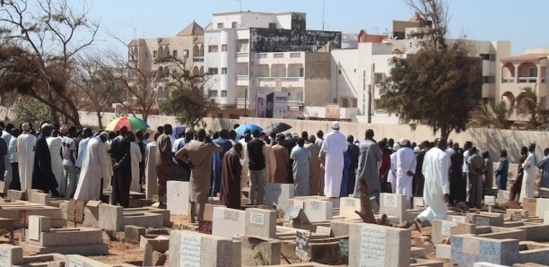 Hausse des inhumations : le cimetière Saint-Lazare risque d’être fermé d’ici 2 ans (gestionnaire)