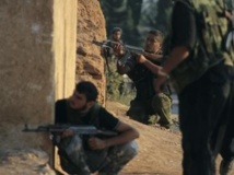 Des groupes rebelles de l’Armée syrienne libre (ASL) formés par des instructeurs étrangers seraient en ce moment en action en Syrie. REUTERS/Saad AboBrahim