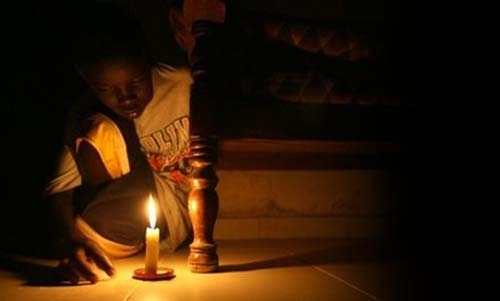 Récurrence des coupures : Keur Mbaye Fall refuse de payer les factures et promettent de bloquer l’autoroute à péage et la RN1