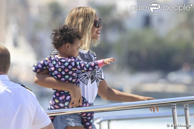 Beyoncé et Blue Ivy stylées : Adorable duo mère-fille sous le soleil d'Ibiza !