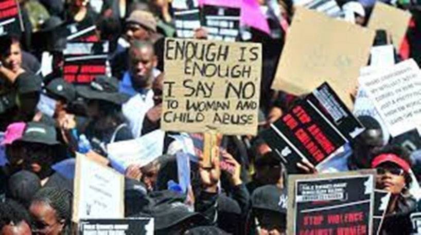 Afrique du Sud: toujours beaucoup trop de violences faites aux femmes pour les ONG