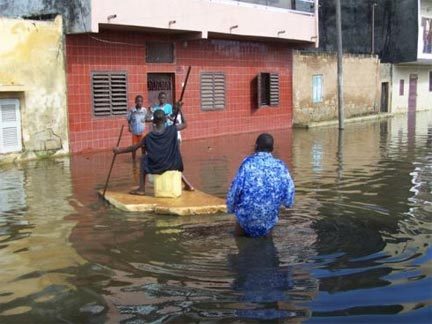 Pluies de ce matin : le calvaire continue dans la banlieue, des routes coupées, plus de 50 maisons sous les eaux