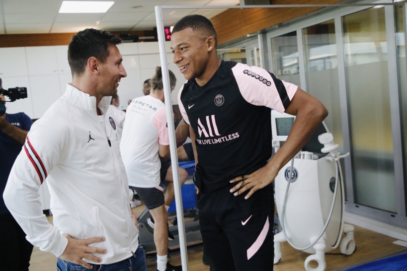 Mbappé réagit à l’arrivée de Messi Mbappé réagit à l’arrivée de Messi