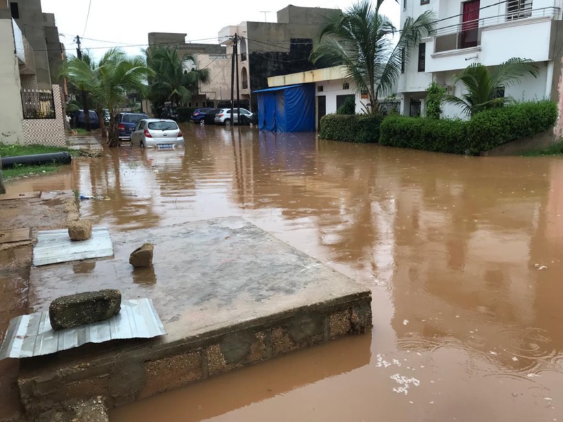 Keur Massar renoue avec les inondations: les Cités Ancar et Camille Basse sous les eaux Keur Massar renoue avec les inondations: les Cités Ancar et Camille Basse sous les eaux