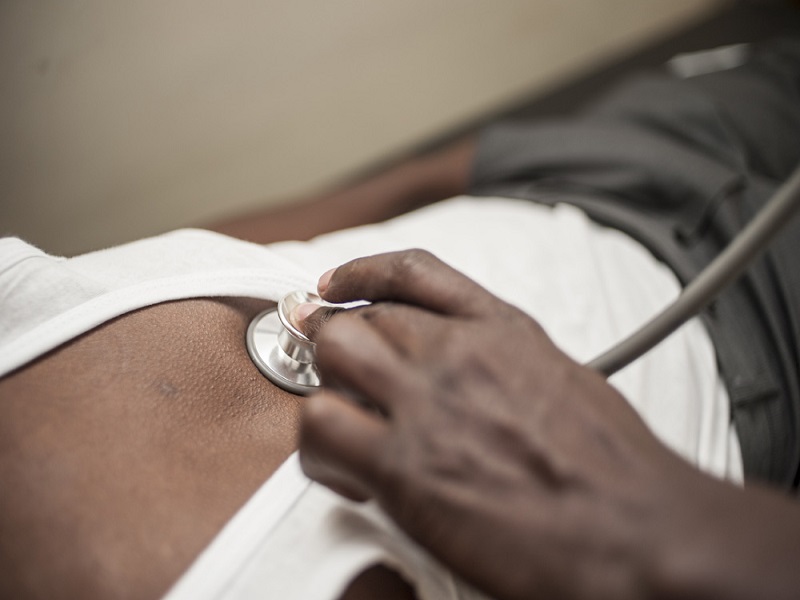 Dr Mounir Dia, cardiologue : « les malades cardiovasculaires ont un risque très important de faire une forme sévère de la Covid-19 »