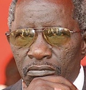 Tribunal Correctionnel de Dakar : Bécaye Diop au banc des accusés pour avoir traiter de « con » et « d’âne » son ancien chauffeur