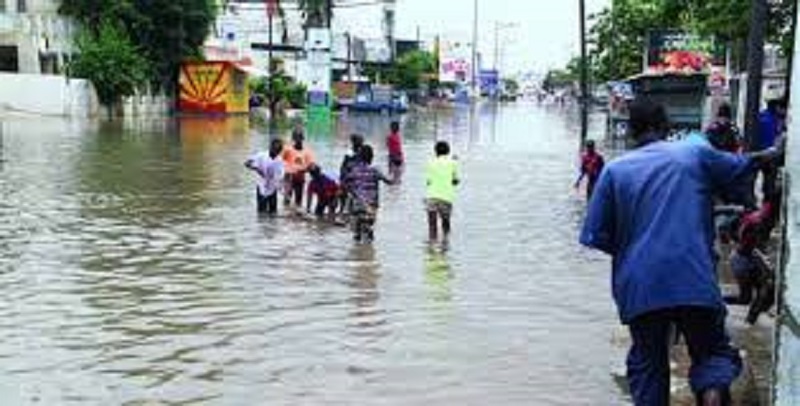 Inondations 2020: 400 ménages ont reçu une aide de 35.000 FCFA pour la réhabilitation de leurs maisons (rapport)