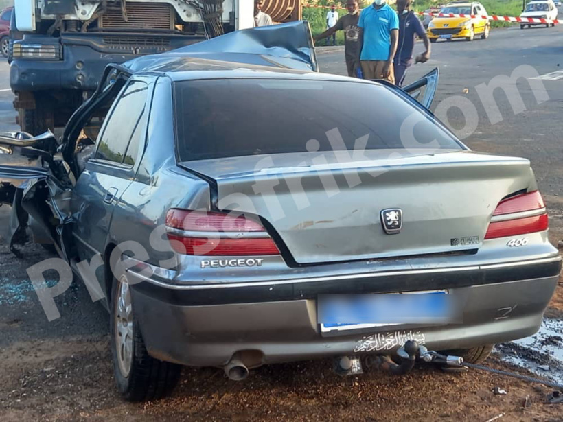 Thiès : 2 morts et 3 blessés dans une collision entre deux véhicules Thiès : 2 morts et 3 blessés dans une collision entre deux véhicules