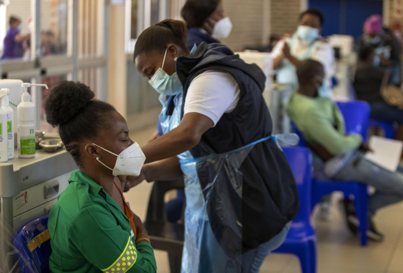 L’Afrique du Sud hésite sur sa façon de procéder pour accélérer la vaccination L’Afrique du Sud hésite sur sa façon de procéder pour accélérer la vaccination